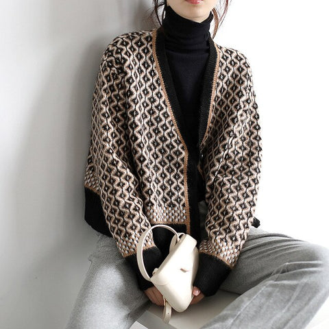 2021 Autumn Winter New Women's Knitted Cardigan Korean Retro Ins Temperament Contrast V-neck Lingge Thick Loose Coat Sweater